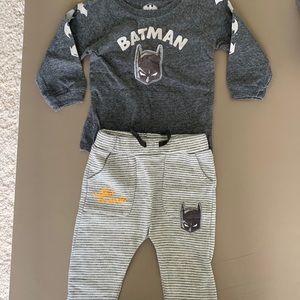 Batman 24 months sweatpants & long sleeve shirt